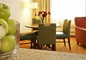 The Carleton Suite Hotel Ottawa